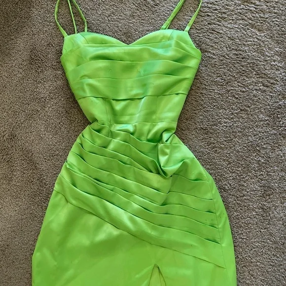 Vera Wang Inspired satin neon green high spilt gown.Pleated for hourglass  effect